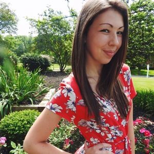 Meet your Posher, Nicole